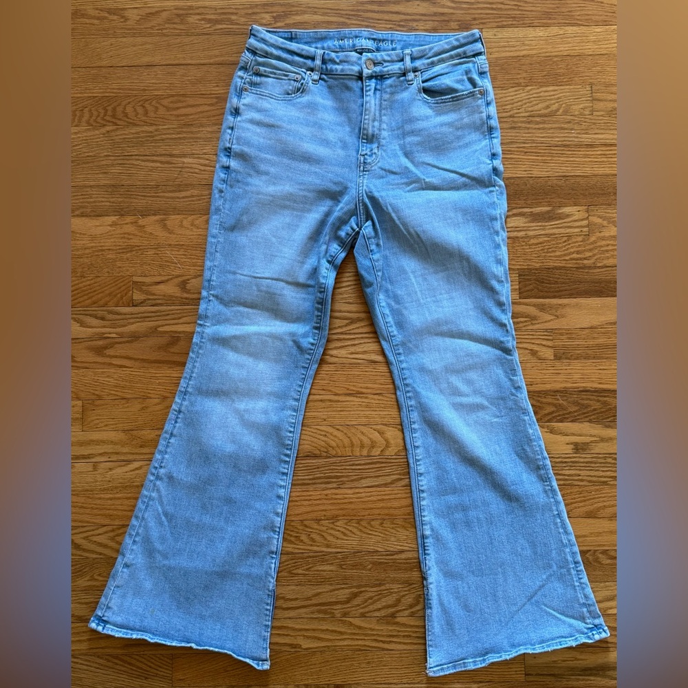 American Eagle Outfitters Light Blue Curvy super high rise flair jeans